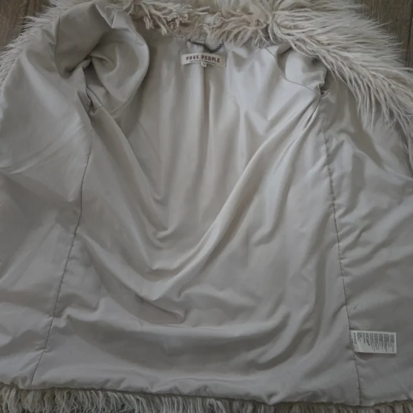Free People Cream Faux Fur Jacket - Picture 5 of 5